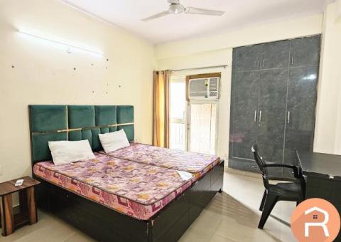 Fully Furnished Room for Rent – Sector 75, Noida