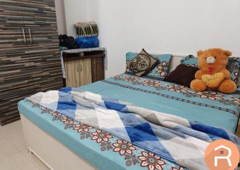 2BHK flat for rent in Malad West For Female Only