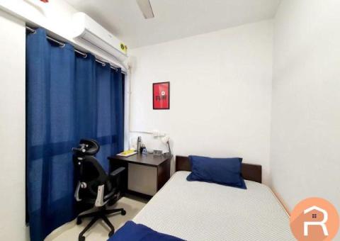 Looking for 1 male flatmate for a 3 BHK Goregoan West