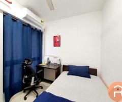 Looking for 1 male flatmate for a 3 BHK Goregoan West