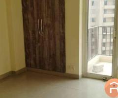 2bhk flat available for rent in noida extention