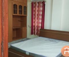 Fully furnished 3 BHK opposite AMB available for rent