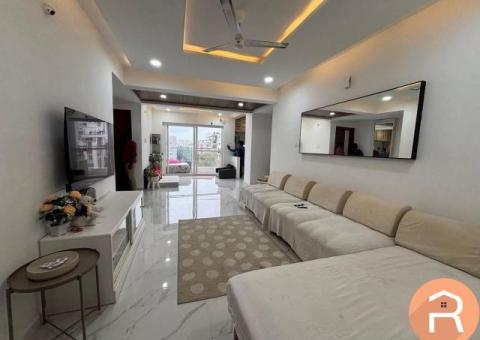 3bhk Luxurious fully furnished flat for rent at Kondapur