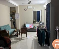2 BHK semi furnished flat for rent in Kondapur masjid banda.