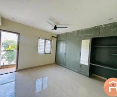 2 bhk Semi furnished flat available In Sarjapur Road