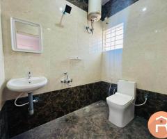 2 bhk Semi furnished flat available In Sarjapur Road