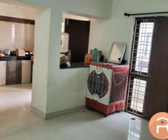 Flatmate to occupy one room in a 3 BHK flat in Hitech City.