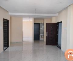 Unfurnished 3BHK Flat Available for Rent in Manish Nagar