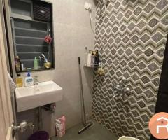 Sharing occupancy in a 3 bhk flat in Khar west - 4