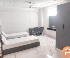 Unisex pg Noida sector 18 - DK STAYS HOME - 5