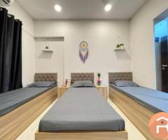 Safe & Comfortable Girls PG in Kandivali East