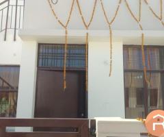 Single Sharing Room in Halwasiya Shivlar Sambandh, Lucknow - 2