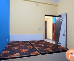 Spacious 1 BHK Flat for Rent in Sector 62 Noida - 2