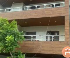 Room Available in Pre-Occupied Flat at Sushant Lok Phase 2, Sector 57