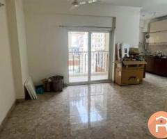 Single Room Available in Shared 3BHK at Amrapali Centurian Park - 4