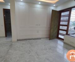 3 BHK Semi-Furnished Apartment for Rent Near HUDA Metro