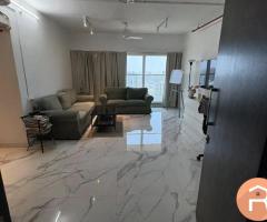2BHK Unfurnished Flat for Rent in Andheri West, Lokhandwala