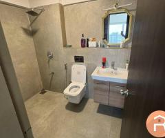 2BHK Unfurnished Flat for Rent in Andheri West, Lokhandwala