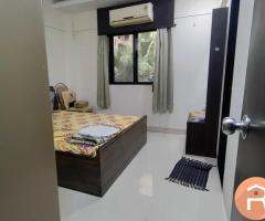 Double occupancy room for rent in Lokhandwala, Andheri West