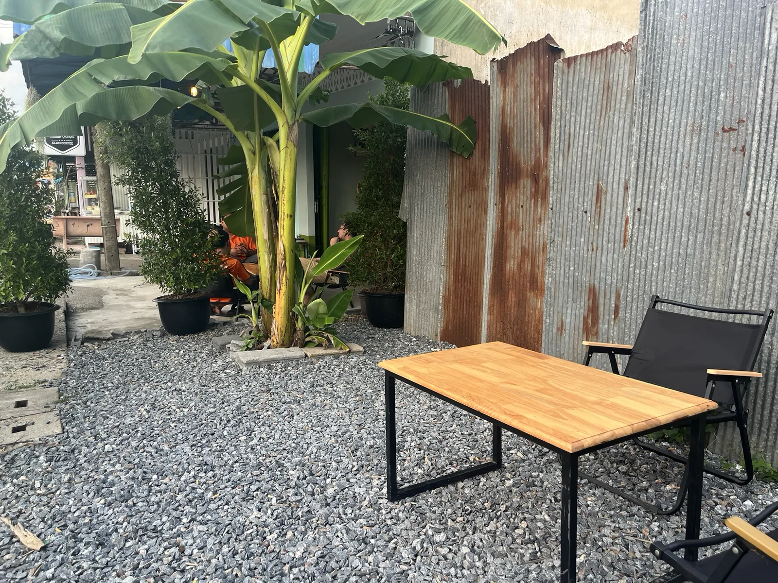 Alam café ยะหา, ยะลา — บรรยากาศร้าน
