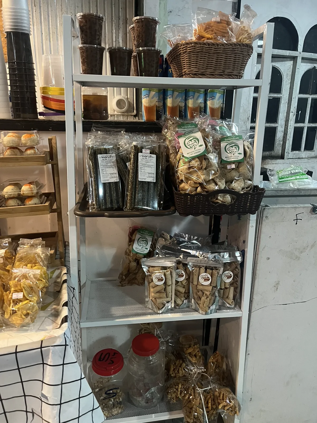 Cha Nada มายอ, ปัตตานี — รีวิวเครื่องดื่ม อาโวคาโดปั่นกับสตอเบอรี่ปั่น