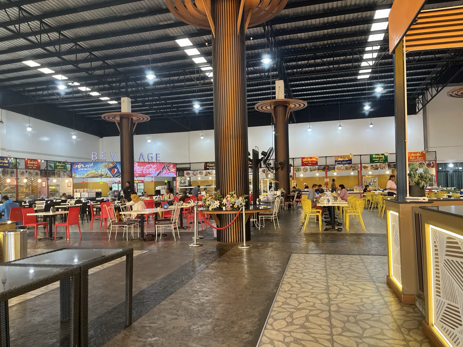 Khun Ton Restaurant ทับสะแก ประจวบคีรีขันธ์ — สิ่งอำนวยความสะดวกอื่นๆ ในร้าน