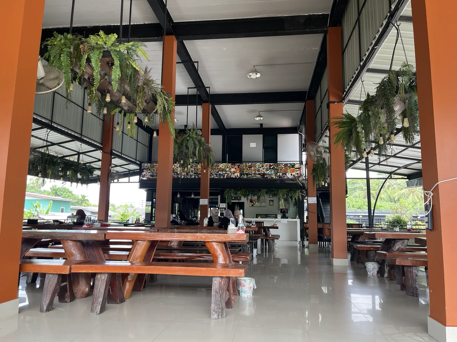 อัยยะยำ20&ชาบู บุฟเฟ่ต์ ปัตตานี — อัยยะยำ20 ปัตตานี อยู่ตรงไหน บรรยากาศเป็นยังไง