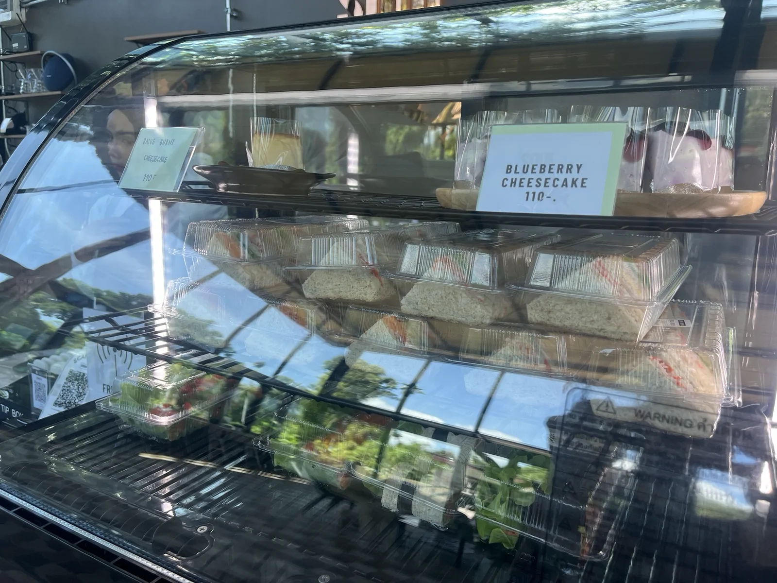 Soulbrew specialty cafe & Bistro อำเภอเมืองยะลา, ยะลา — น้ำส้มเกร็ดน้ำแข็ง เมนูเรียกน้ำย่อย