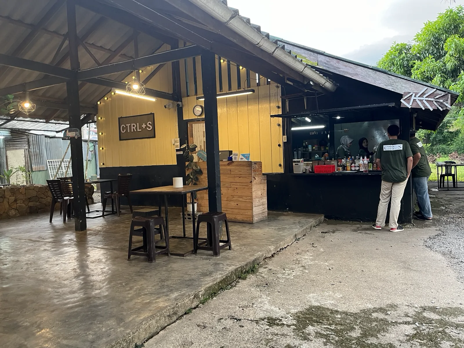 The Ctrl+s เบตง, ยะลา — บรรยากาศร้าน