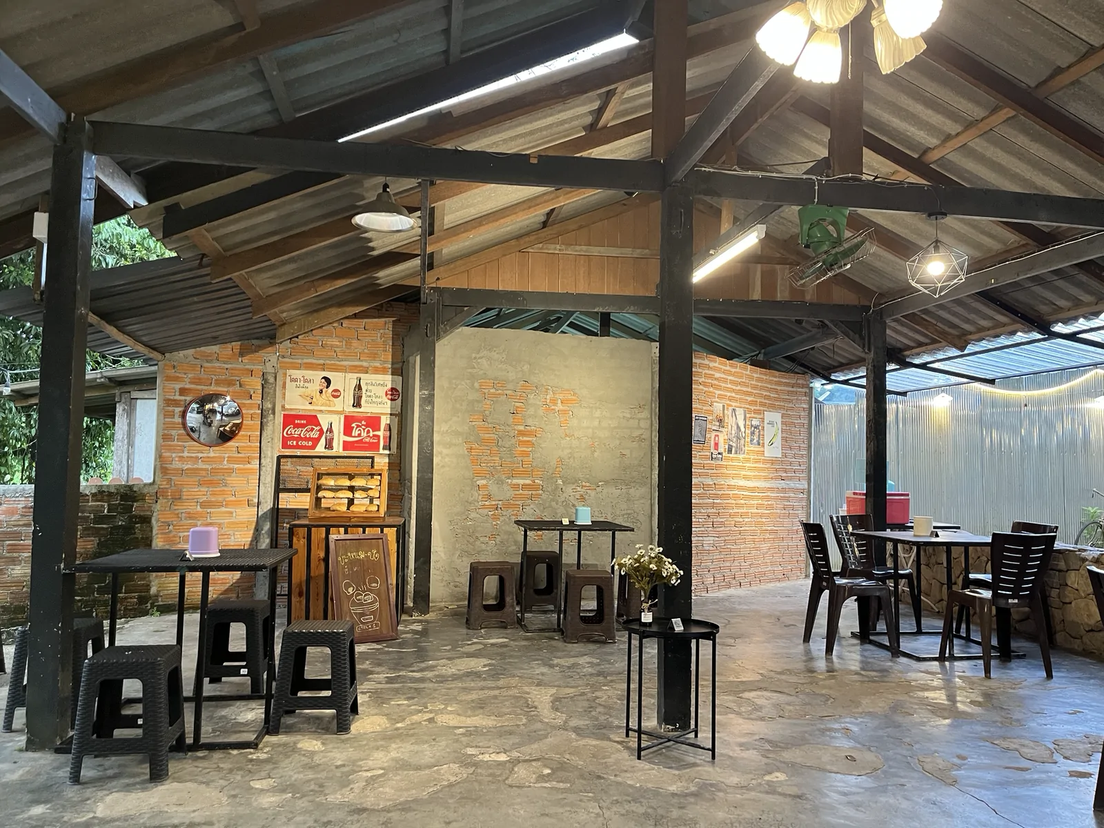 The Ctrl+s เบตง, ยะลา — บรรยากาศร้าน