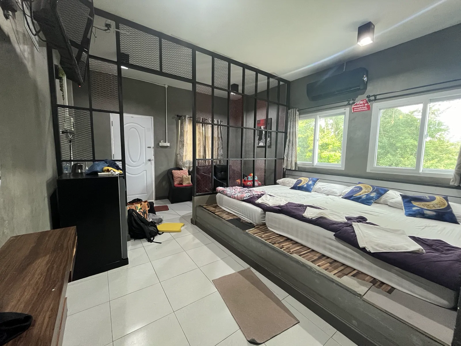 บ้านชคะมาศ 2 หาดใหญ่, สงขลา — บรรยากาศร้าน