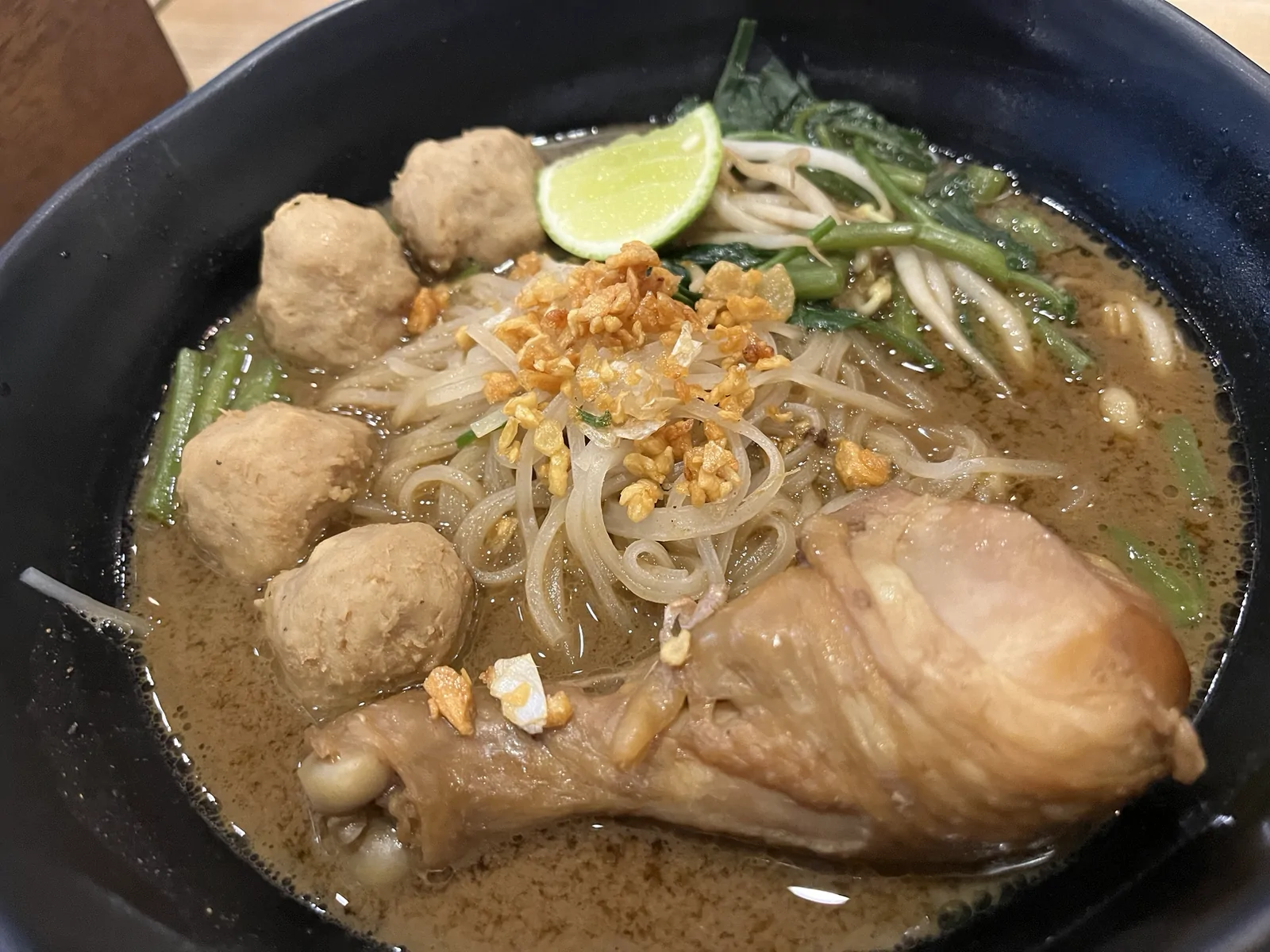 Bana Raya Pattani(บานารายา) เมืองปัตตานี — เมนูข้าวและของทานเล่นที่ร้านบานารายามีอะไรบ้าง