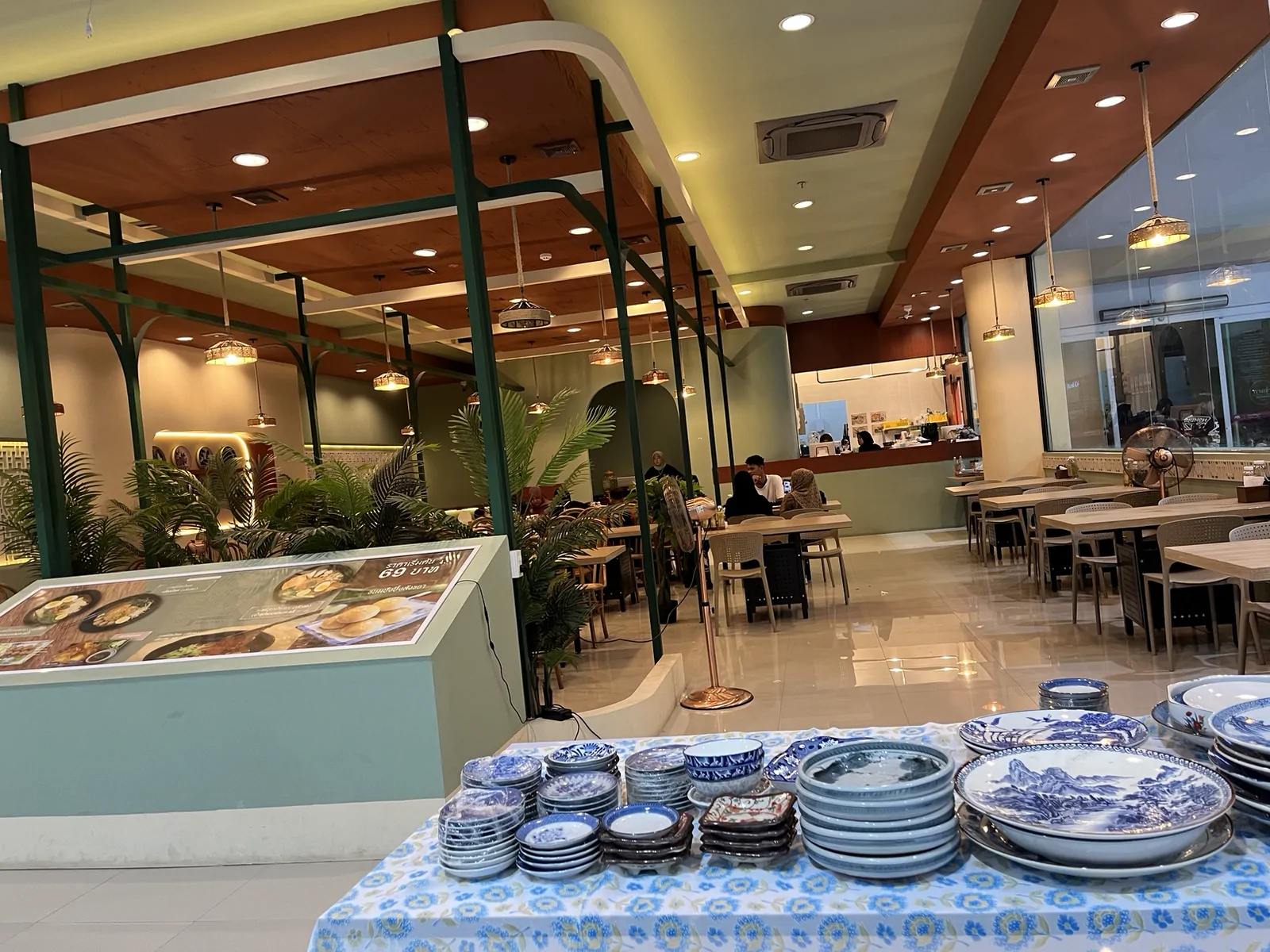 Bana Raya Pattani(บานารายา) เมืองปัตตานี — บรรยากาศร้าน