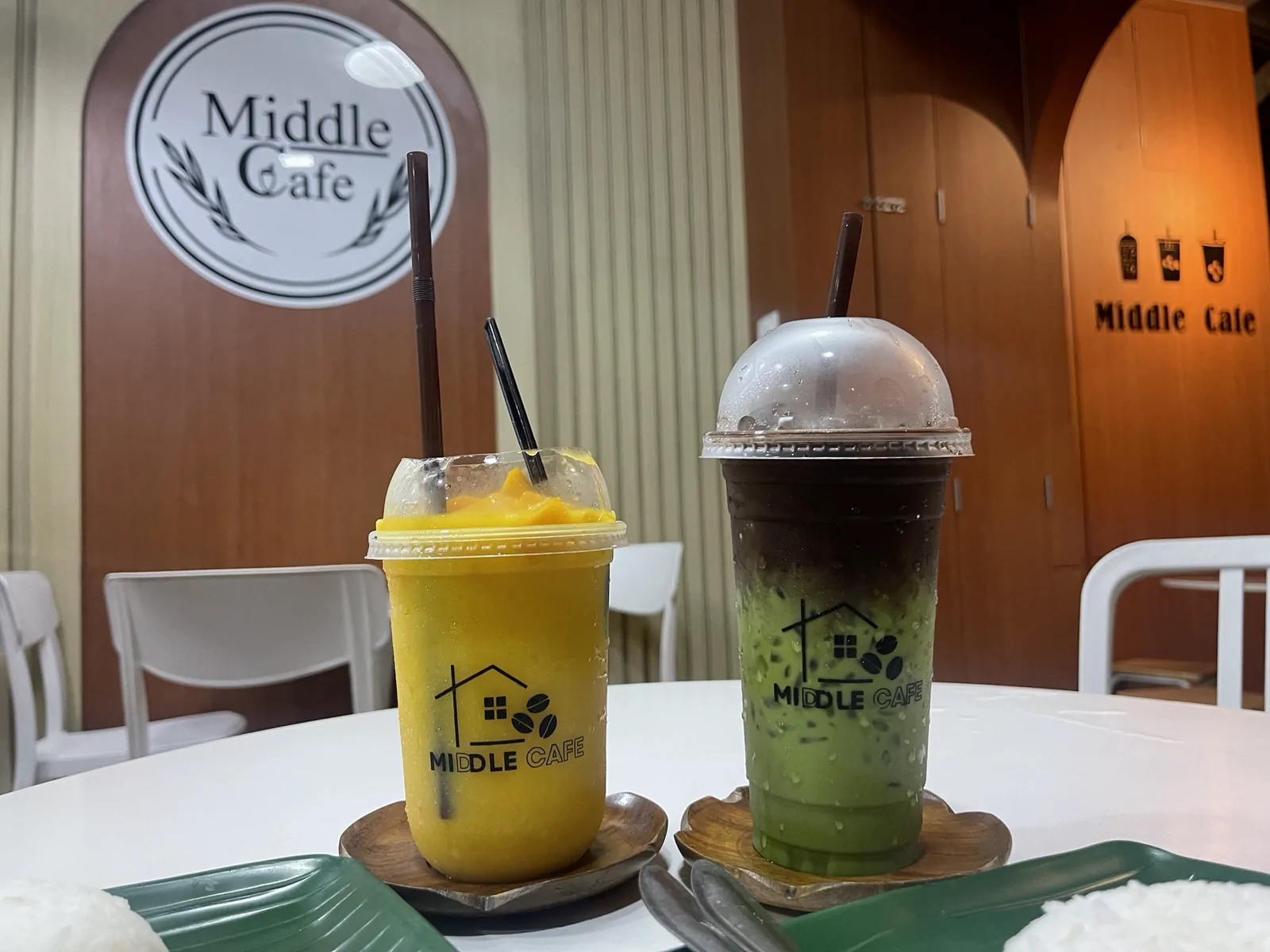 Middle Cafe Ruso รือเสาะ นราธิวาส — เครื่องดื่มแนะนำ โกโก้ชาเขียวกับมะม่วงปั่น