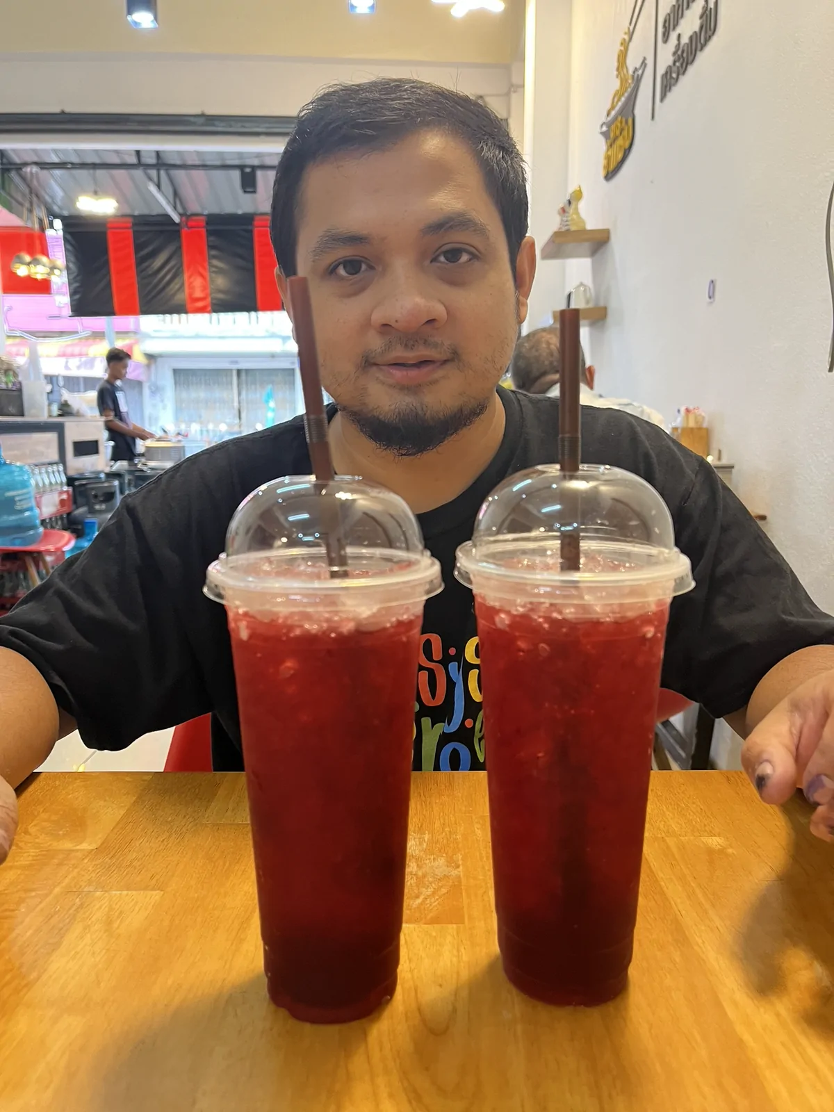 ร้าน HEELAY/ฮีเล ก๋วยเตี๋ยวเรือรสเด็ด/ข้าวซอยรสจัดจ้าน เนินหูกวาง สะเตง เมืองยะลา — ร้าน Heelay ยะลา อยู่ตรงไหน ที่จอดรถเป็นยังไง
