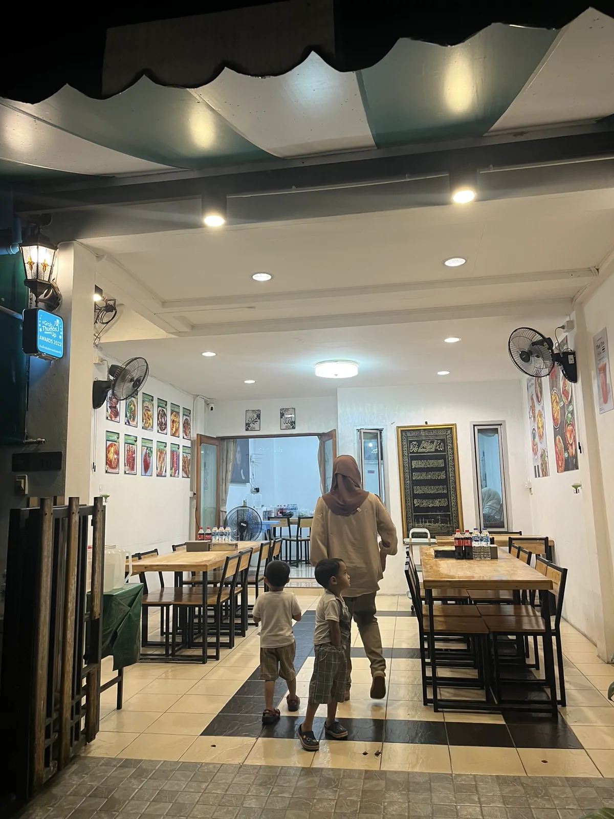 Pudonghalal Hatyai หาดใหญ่ สงขลา — บรรยากาศร้าน