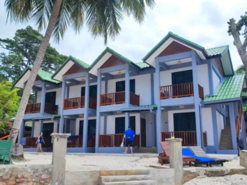 resort gallery secondary image