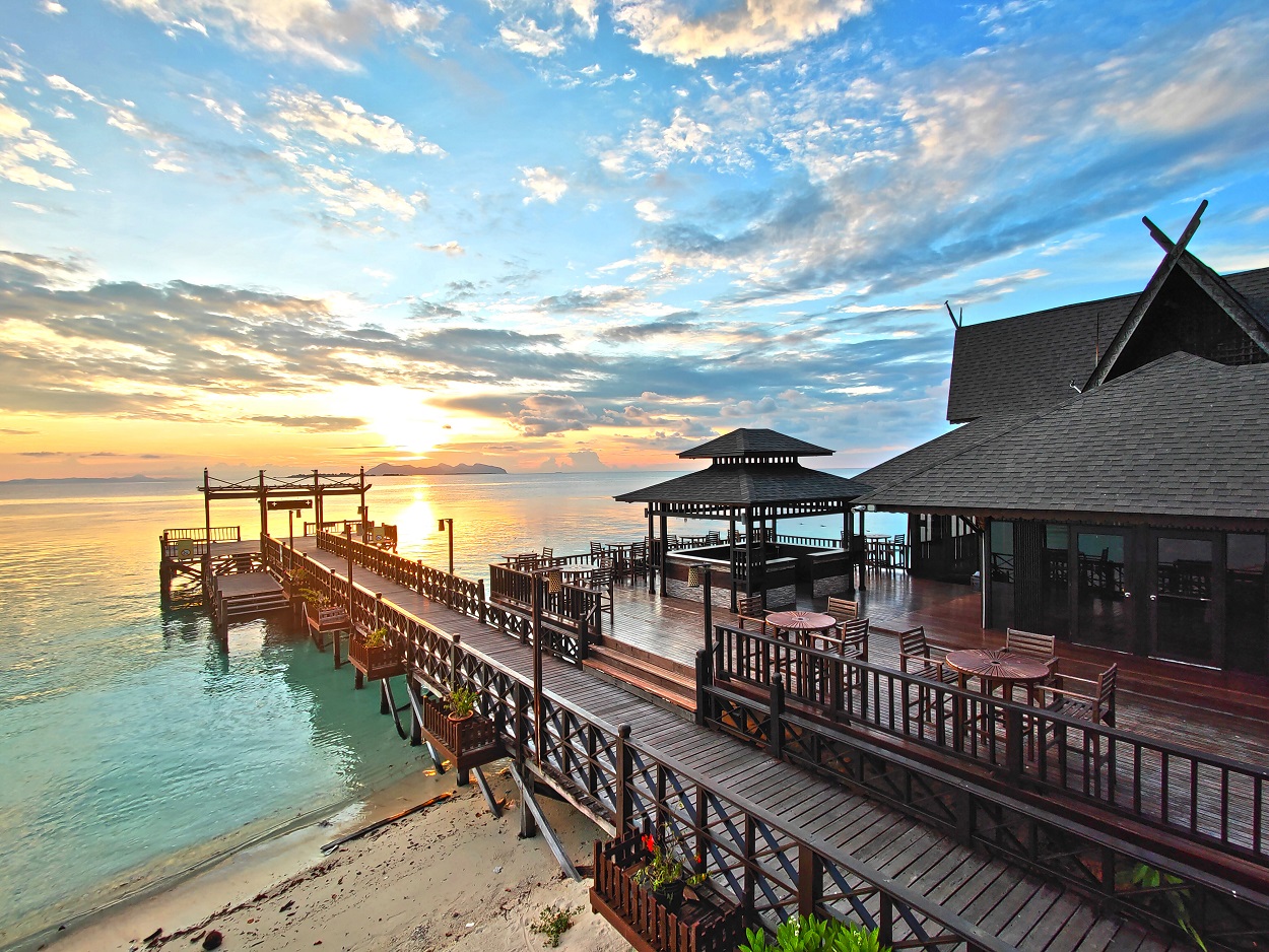 Mataking Reef Resort