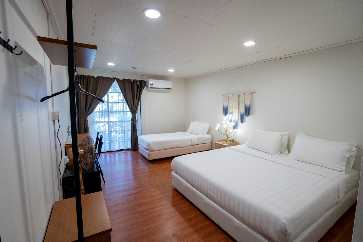Timber House Triple Room
