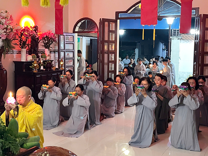 HOA ĐĂNG CÚNG DƯỜNG BỒ TÁT QUÁN ÂM 19 - 02 BÍNH NGỌ