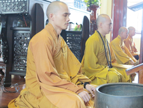 Khoá Lễ Trì Chú Đại Bi và Đảnh Lễ Danh Hiệu Phật  lần 16