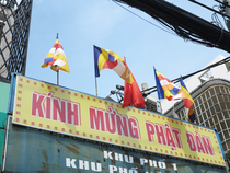 Chùa Bửu Đà rực sắc màu chuẩn bị đón mừng Phật đản PL 2559