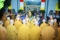 TP.HCM: Hàng chục ngàn Tăng, Ni, Phật tử cùng rước Phật Đản Sanh
