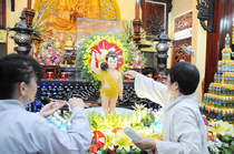 Chùm ảnh lễ tắm Phật PL 2559 DL 2015 tại Chùa Bửu Đà