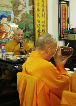 Lễ cài hoa hồng và dâng y PL: 2559 DL: 2015