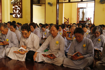 Lễ cài hoa hồng và dâng y PL: 2559 DL: 2015