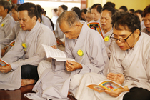 Lễ cài hoa hồng và dâng y PL: 2559 DL: 2015
