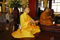 Lễ cài hoa hồng và dâng y PL: 2559 DL: 2015