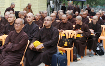 Giới tử thọ Tỳ kheo tại giới đàn Trí Đức (Chùa Huệ Nghiêm – Quận Bình Tân)