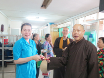 Xuân Bính Thân từ thiện tại bệnh viện ung bướu
